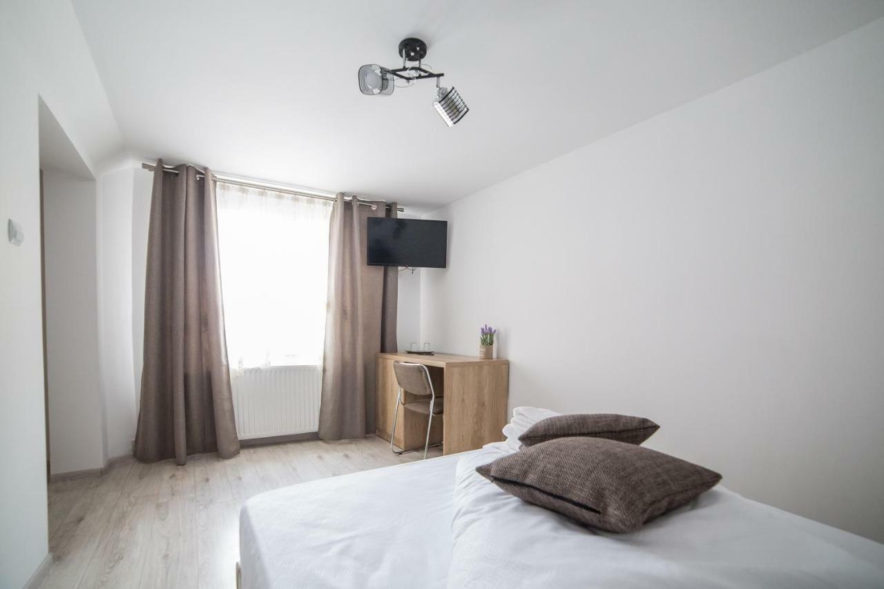 Hotel Casa Burduhos Câmpulung Moldovenesc Exteriér fotografie